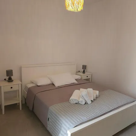 Parian Nissos Harmony Living Daire *