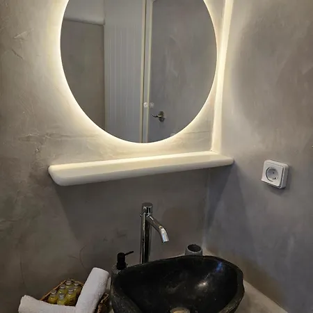 Parian Nissos Harmony Living